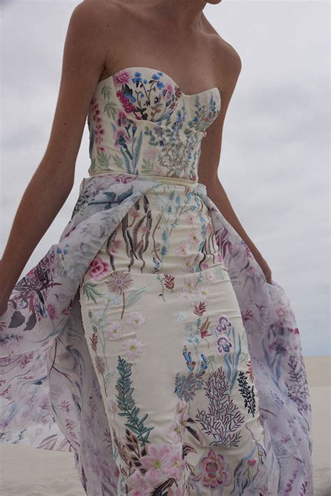 dress embroidery spring 2019